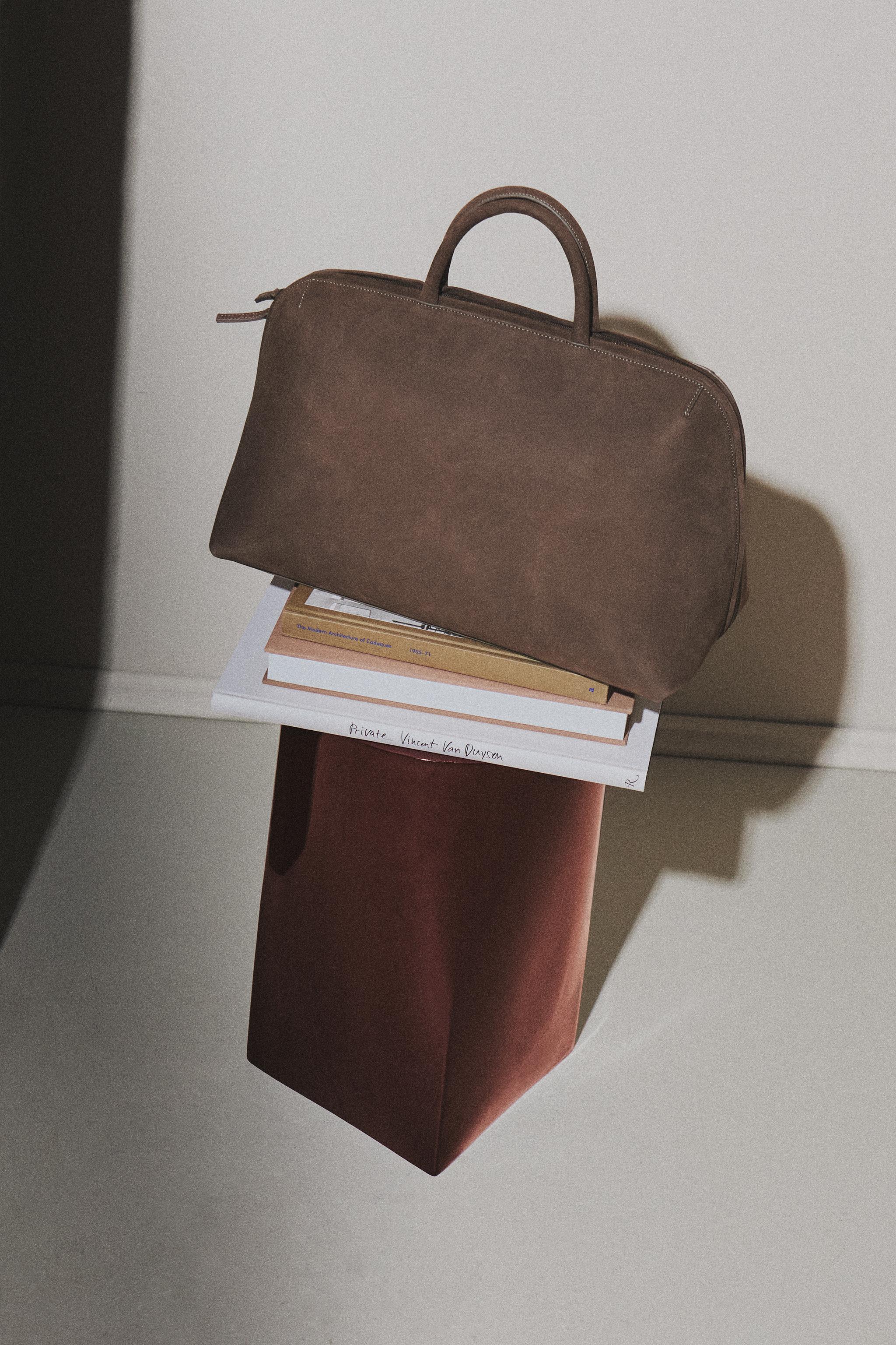 NUBUCK LEATHER TRAVEL BAG